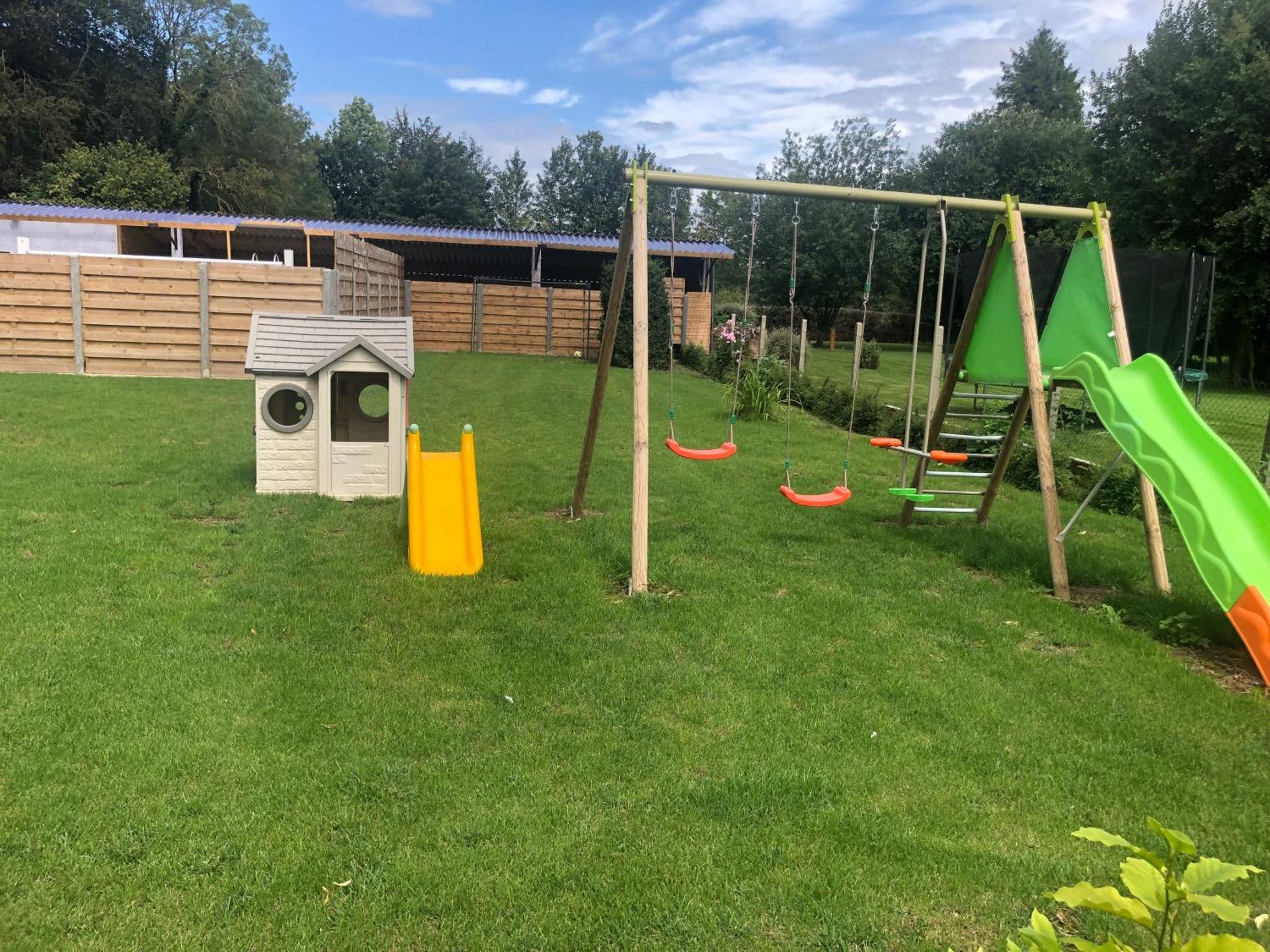 Gite Des 3 Pleureuses Saint-Riquier Exterior foto